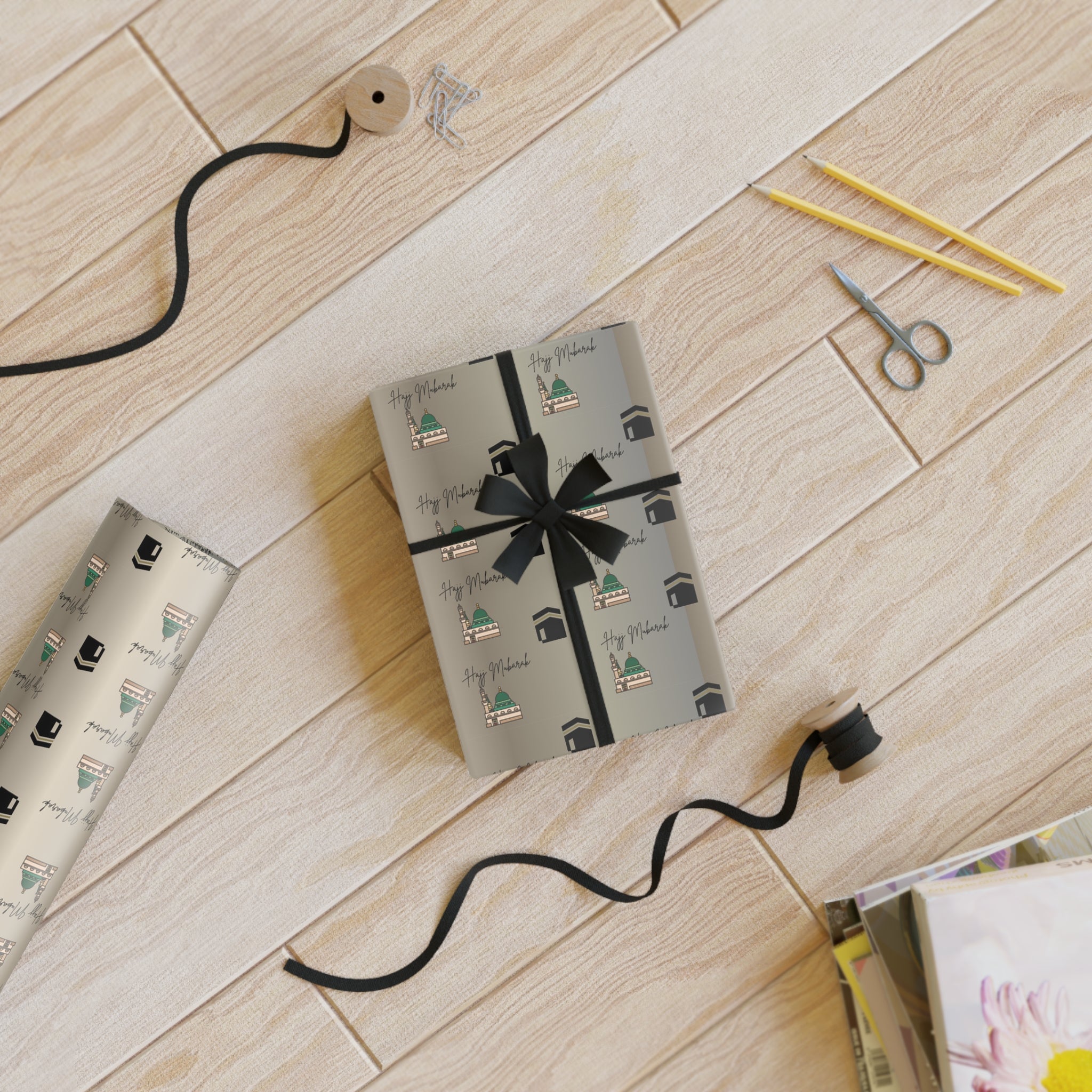 Hajj Mubarak Wrapping Paper Roll | Islamic Gift Wrapping Paper | Kaaba and Prophet's Mosque Gold Wrap |  Gift Wrap | Muslim Presents